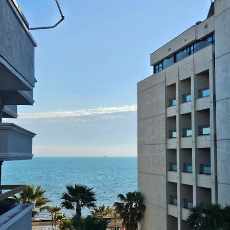 Sea View Apartament. Luxury Area In Durres Beach. Leilighet Eksteriør bilde