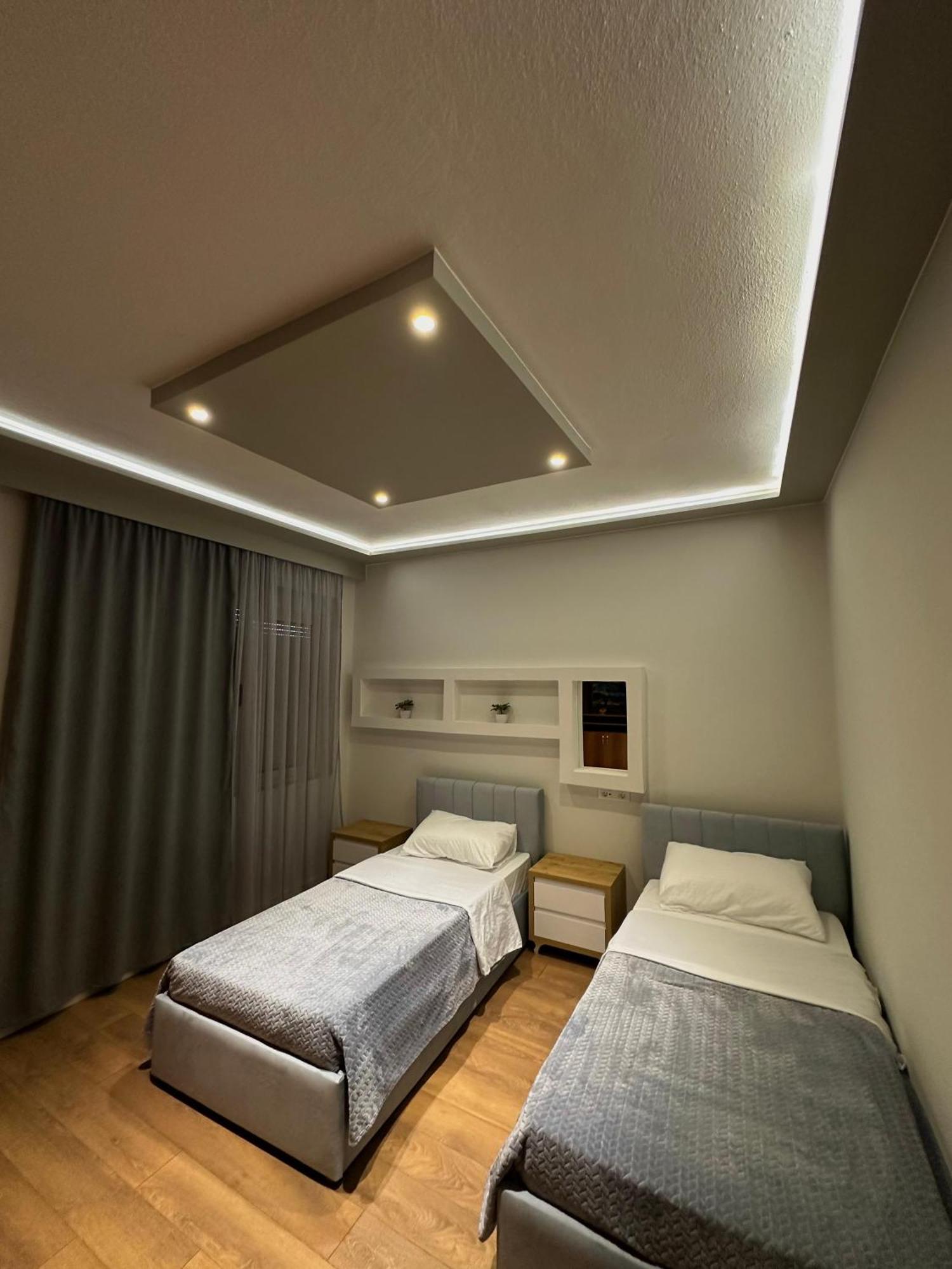 Sea View Apartament. Luxury Area In Durres Beach. Leilighet Eksteriør bilde